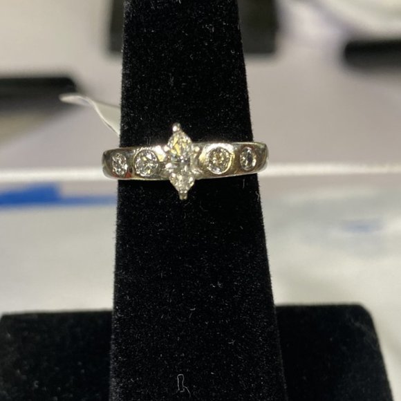 platinum diamond engagement ring